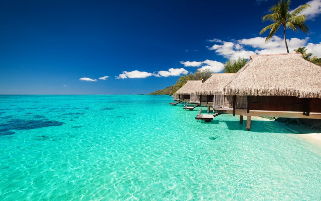 maldives-tropical-bungalows-sky-1280x800